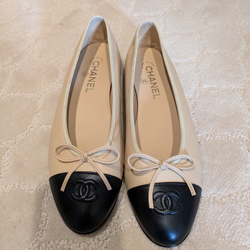 Chanel Ballet flats
